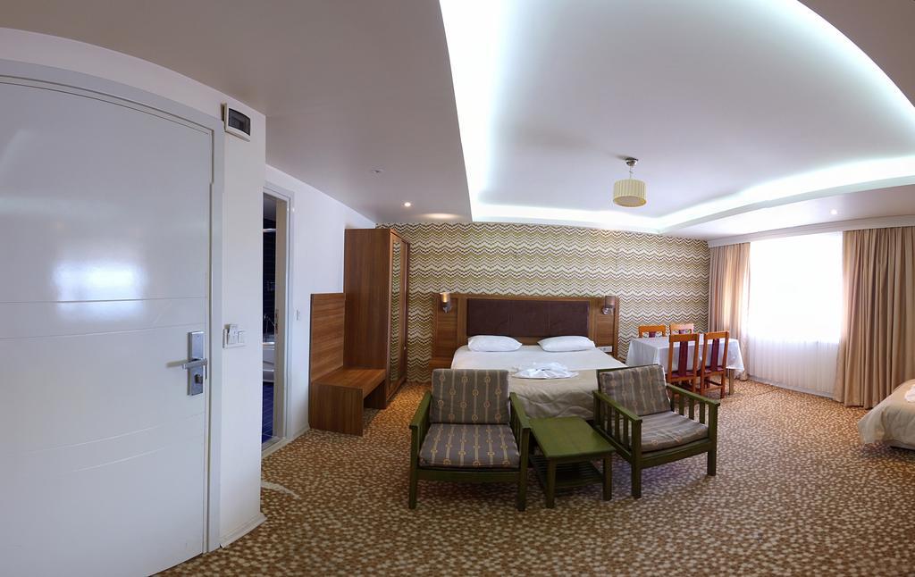Grand As Hotel Istanbul Exterior photo