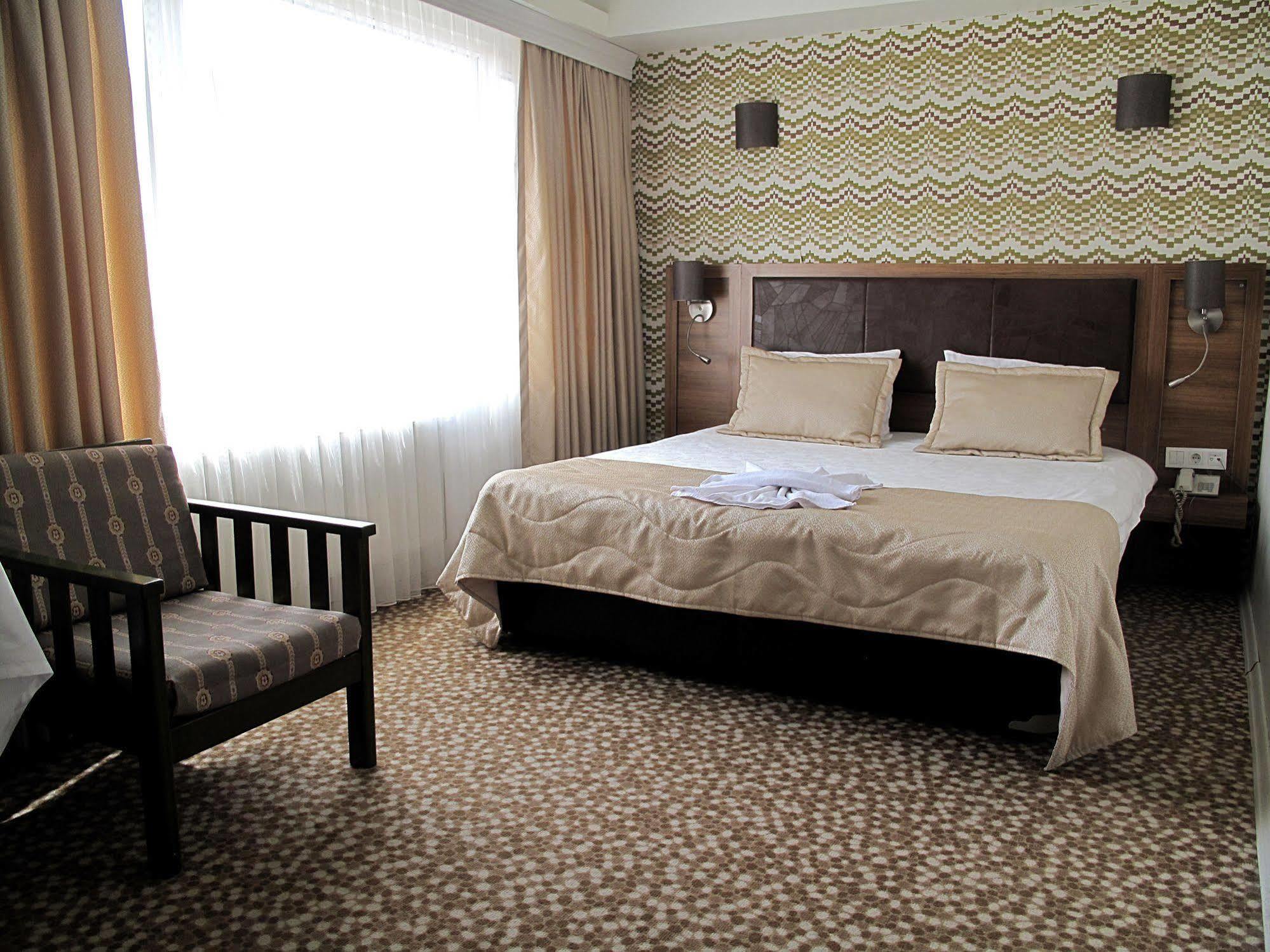 Grand As Hotel Istanbul Exterior photo