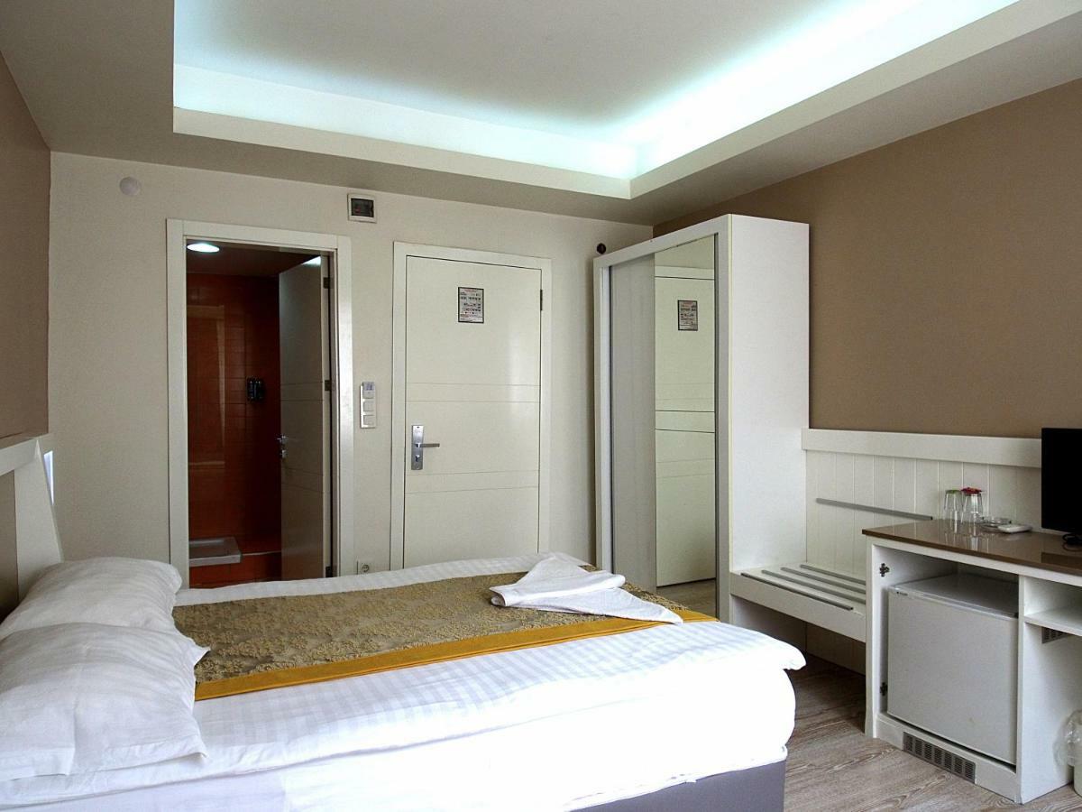 Grand As Hotel Istanbul Exterior photo